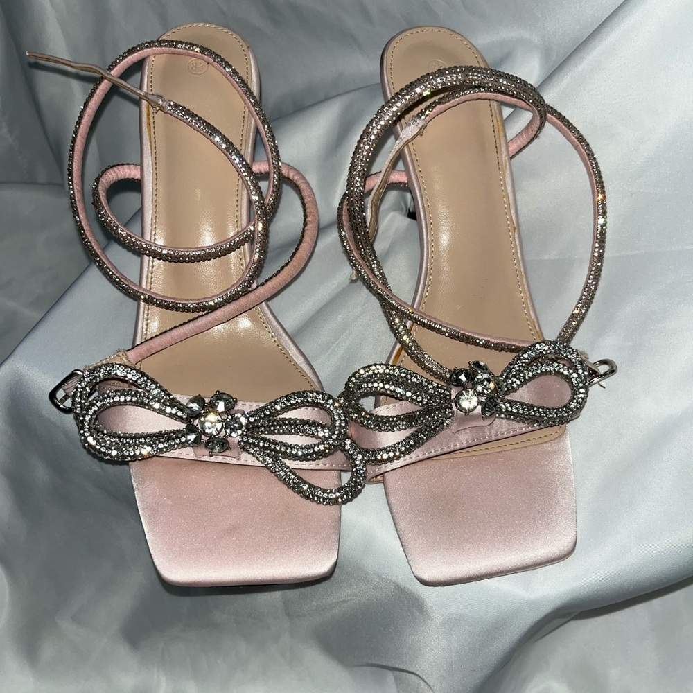 SPARKLY Elegant Pink Strappy Heels with Rhinestone Bow 8.5 women’s